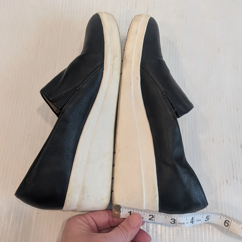 NATURALIZER Sandra Black Leather Women's Slip-on Wedge Loafers Size 8.5